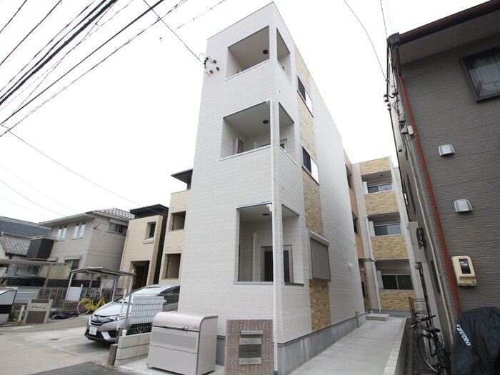 物件外観写真1　(外観写真)