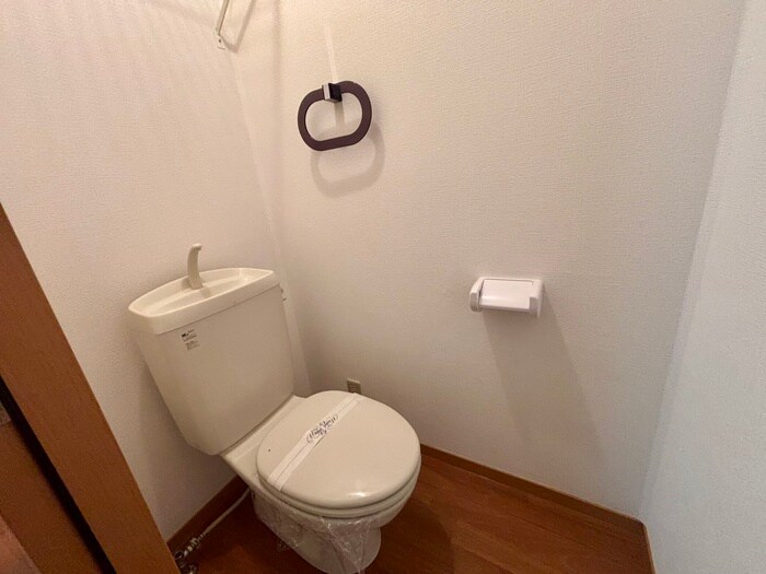 物件内観写真15　(トイレ)