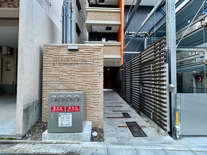 物件外観写真2　(外観写真)