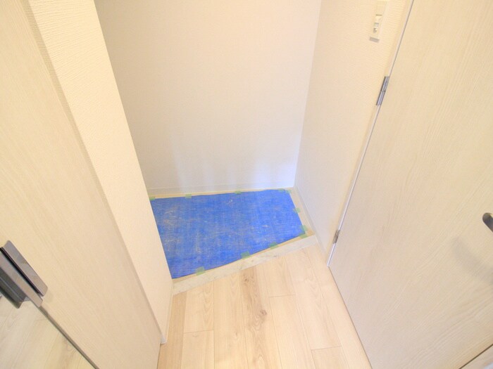 物件内観写真15　(玄関)