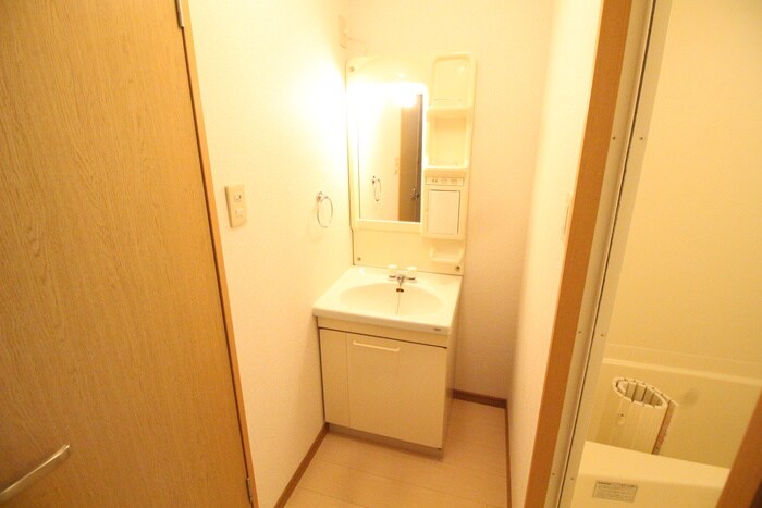 物件内観写真11　(洗面)