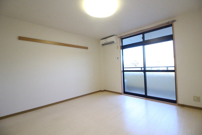 物件内観写真18　(居室)