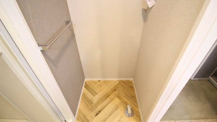 物件内観写真11　(洗濯機置場)