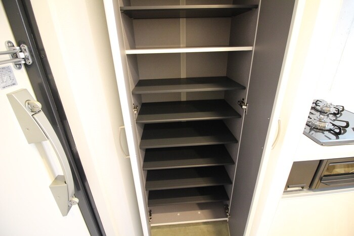 物件内観写真18　(靴箱)