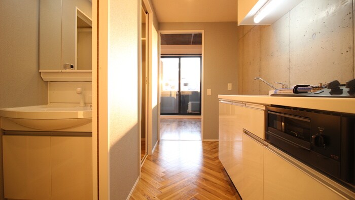 物件内観写真19　(廊下)