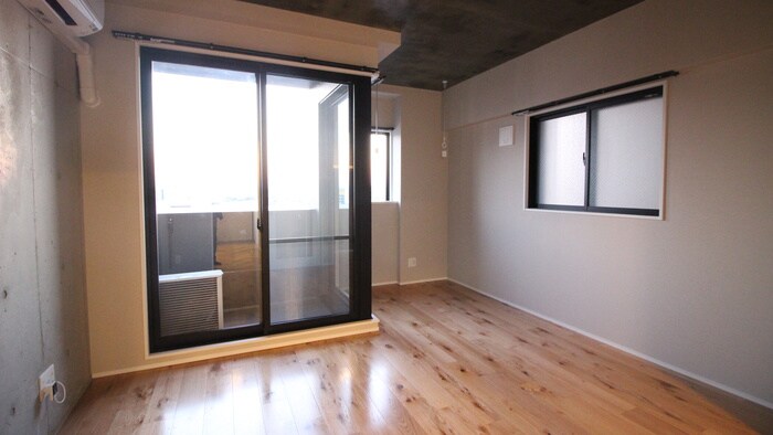 物件内観写真21　(居室)