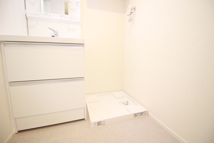 物件内観写真15　(洗濯機置場)