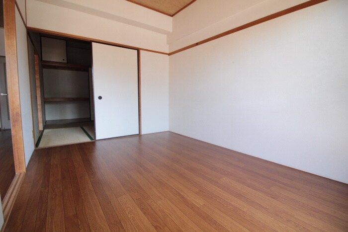 物件内観写真16　(居室)