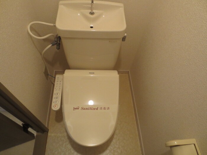 物件内観写真15　(トイレ)