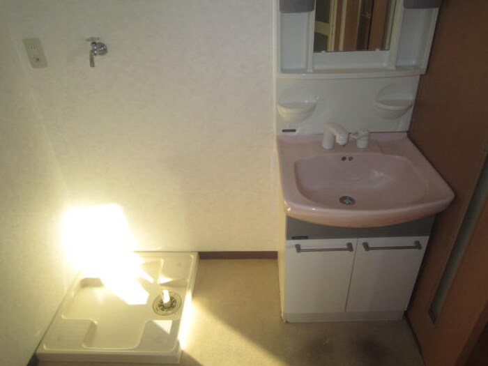 物件内観写真11　(洗面)