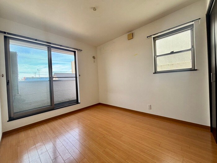 物件内観写真18　(居室)