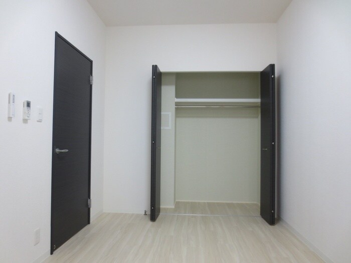 物件内観写真19　(居室)