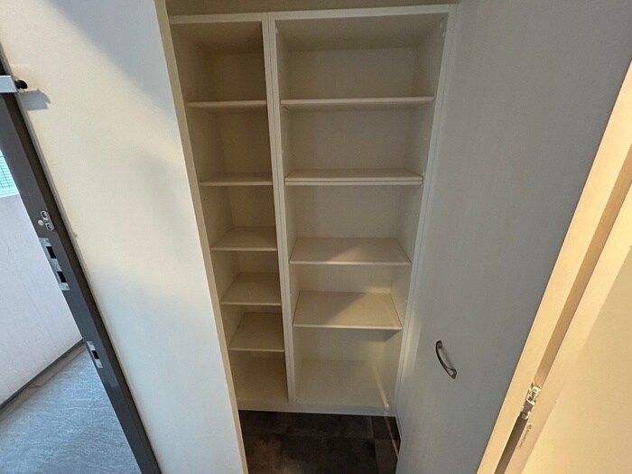物件内観写真19　(靴箱)