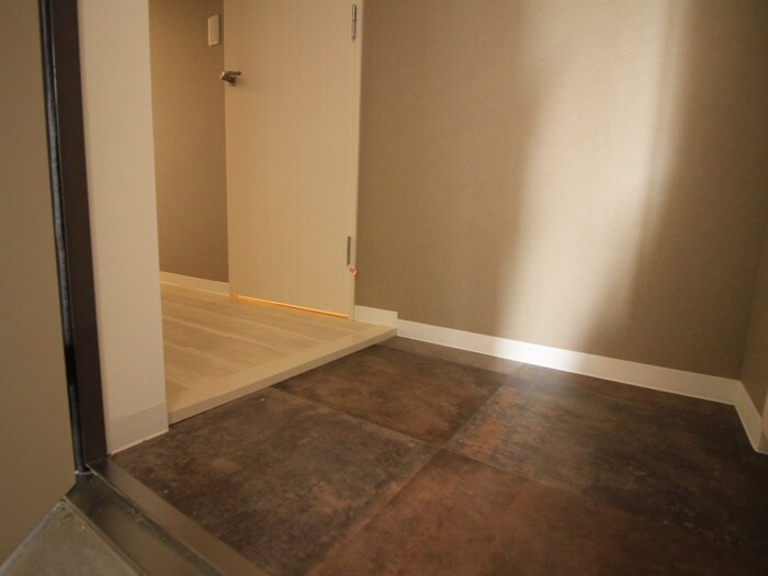 物件内観写真20　(玄関)