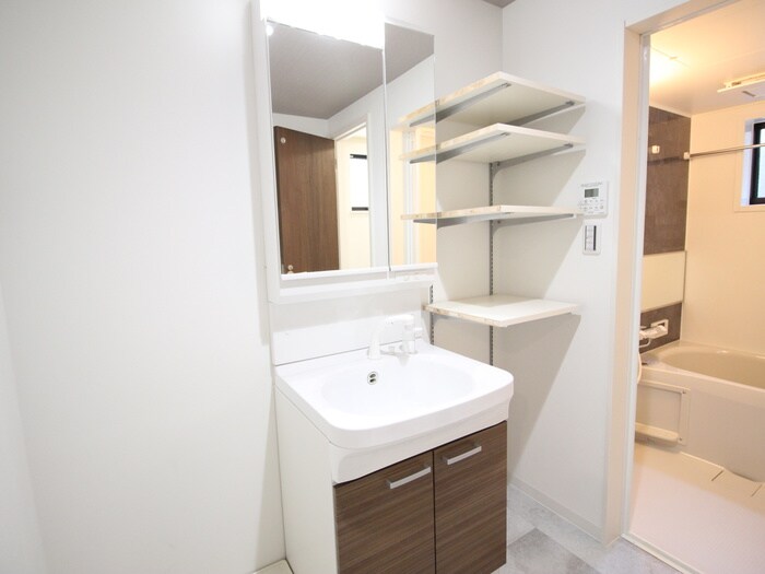 物件内観写真14　(洗面)