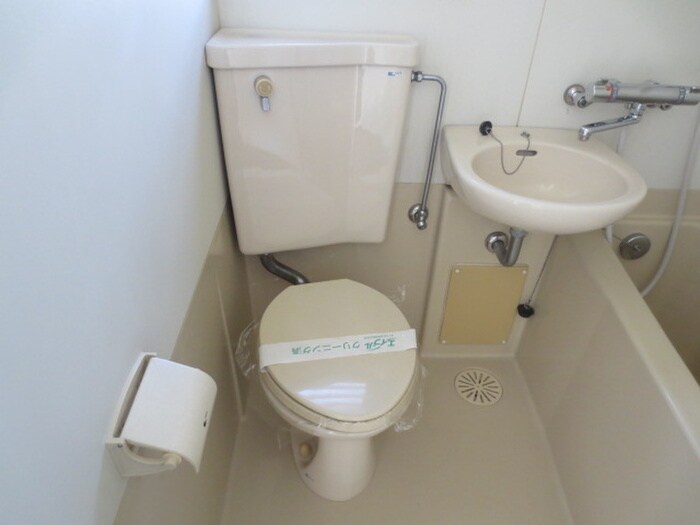 物件内観写真13　(トイレ)