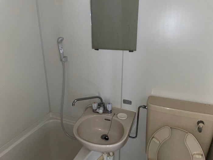 物件内観写真8　(洗面)