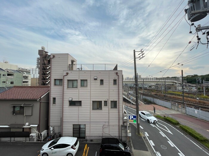 物件内観写真16　(室内からの展望)