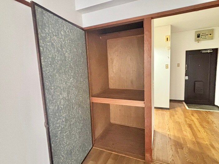 物件内観写真9　(収納)