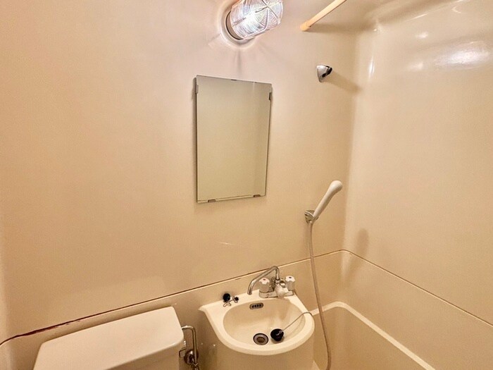 物件内観写真10　(洗面)