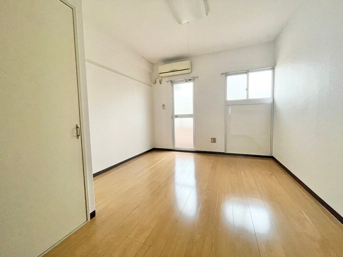 物件内観写真17　(居室)