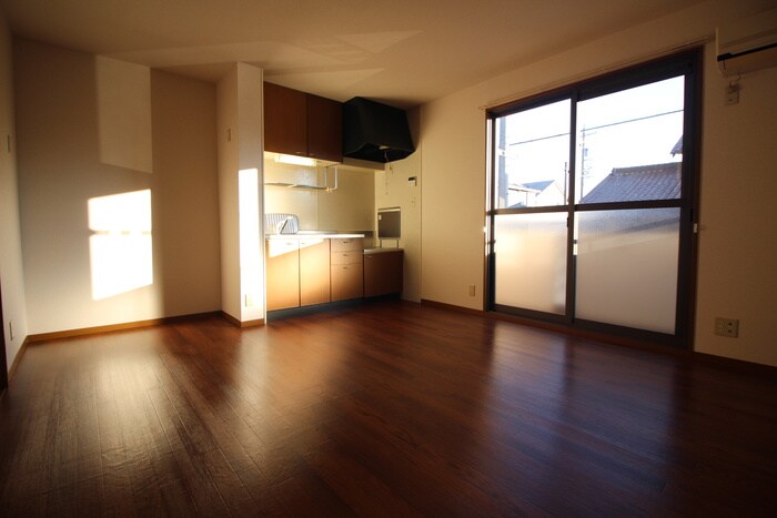 物件内観写真8　(居室)