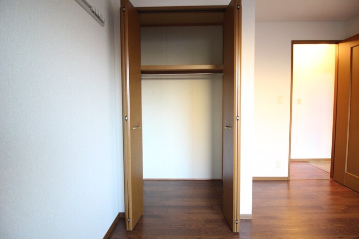 物件内観写真12　(収納)