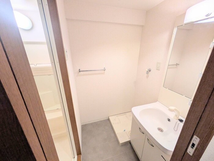 物件内観写真15　(洗面)