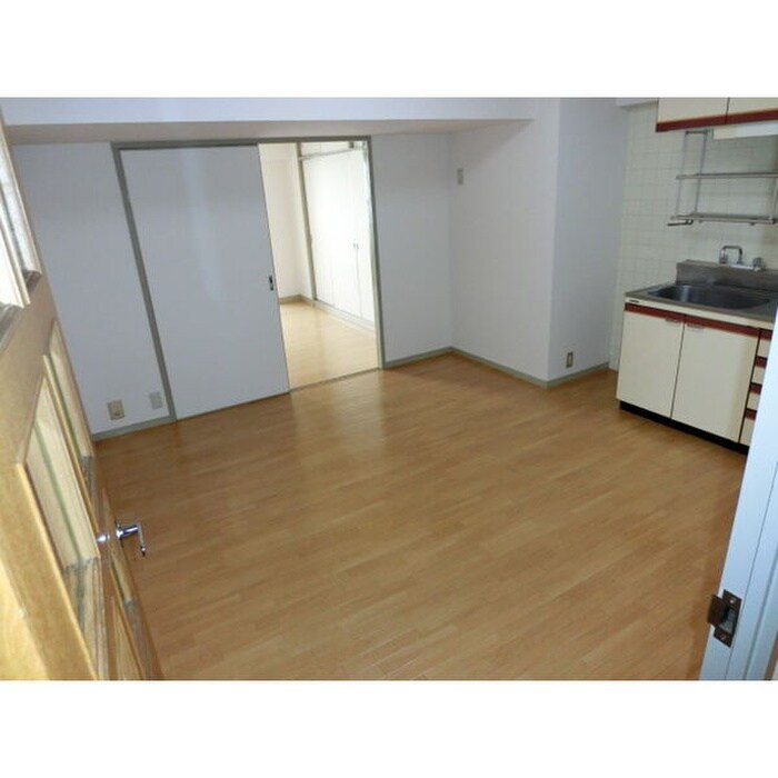 物件内観写真7　(居室)