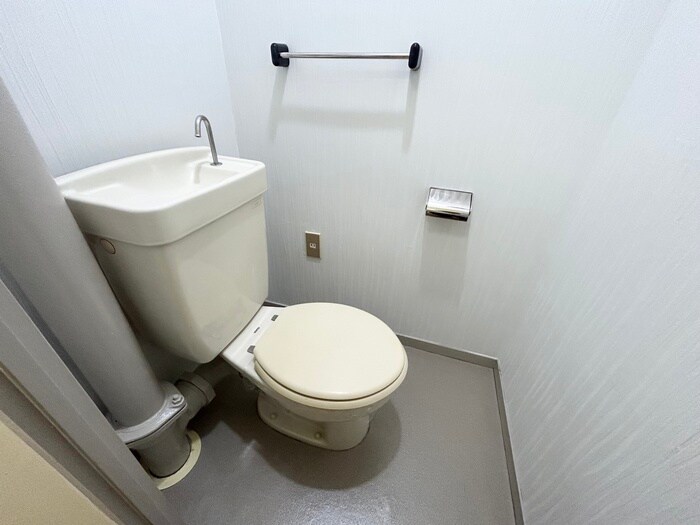 物件内観写真11　(トイレ)