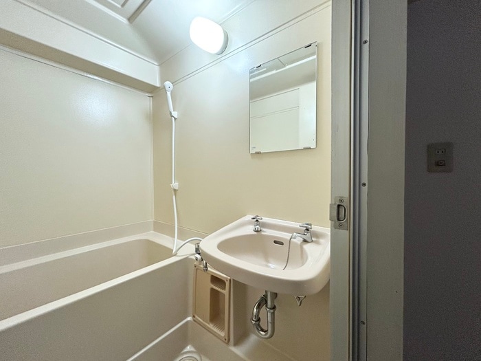 物件内観写真12　(洗面)