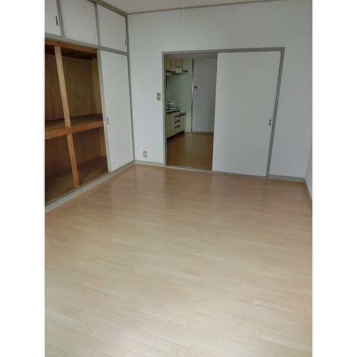 物件内観写真16　(居室)