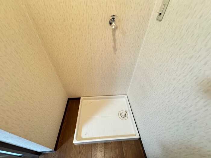 物件内観写真21　(洗濯機置場)