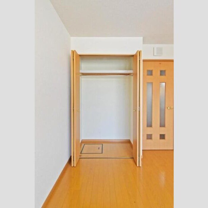 物件内観写真9　(収納)