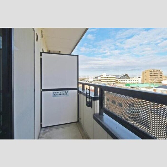 物件内観写真15　(ベランダ・バルコニー)