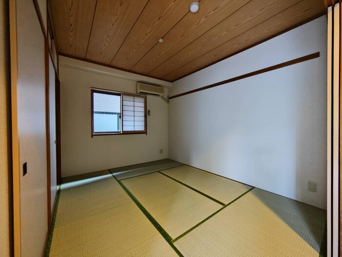 物件内観写真11　(居室)