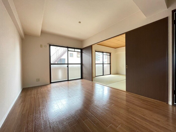 物件内観写真7　(居室)