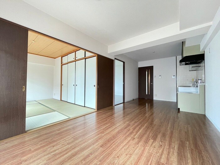 物件内観写真8　(居室)