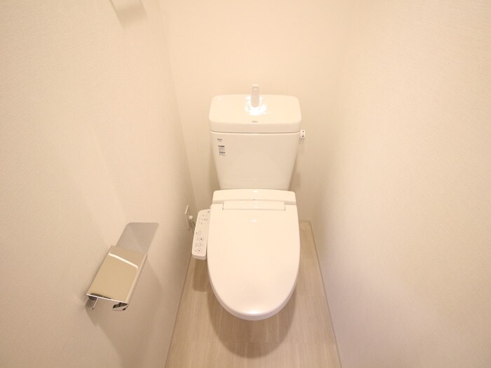 物件内観写真13　(トイレ)