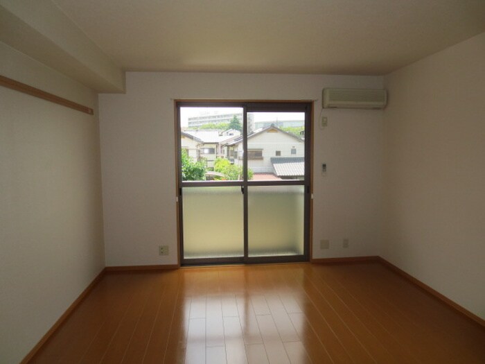 物件内観写真12　(居室)