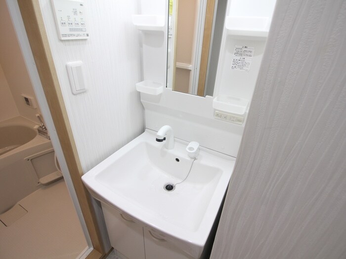 物件内観写真11　(洗面)