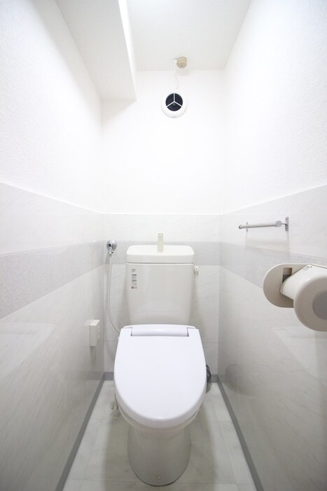 物件内観写真11　(トイレ)