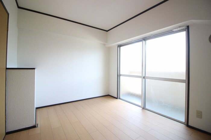 物件内観写真21　(居室)
