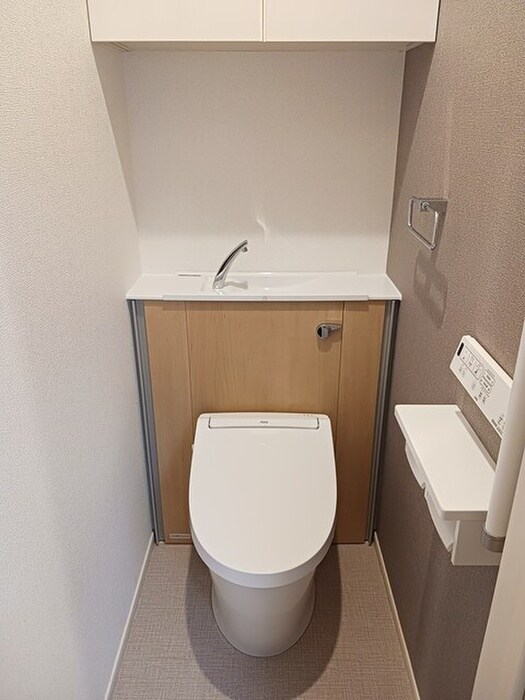 物件内観写真9　(トイレ)