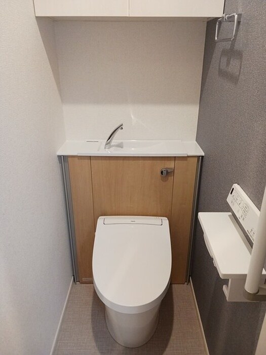 物件内観写真10　(トイレ)