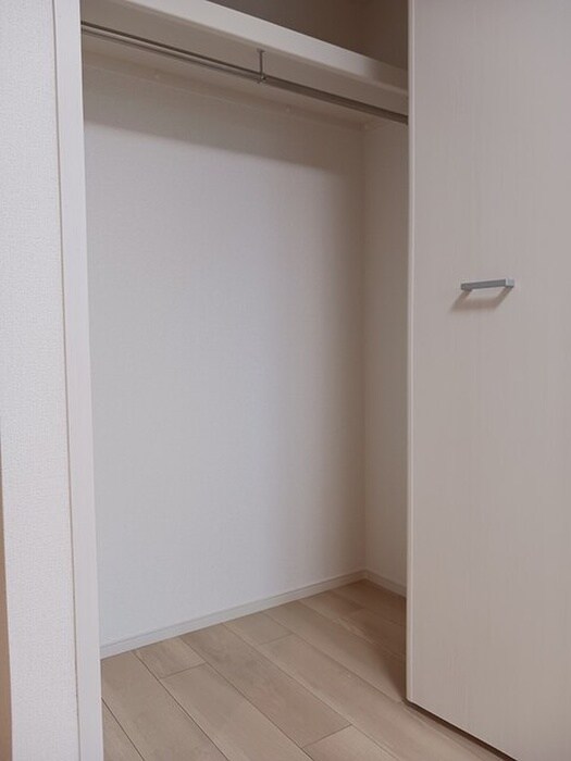 物件内観写真10　(収納)