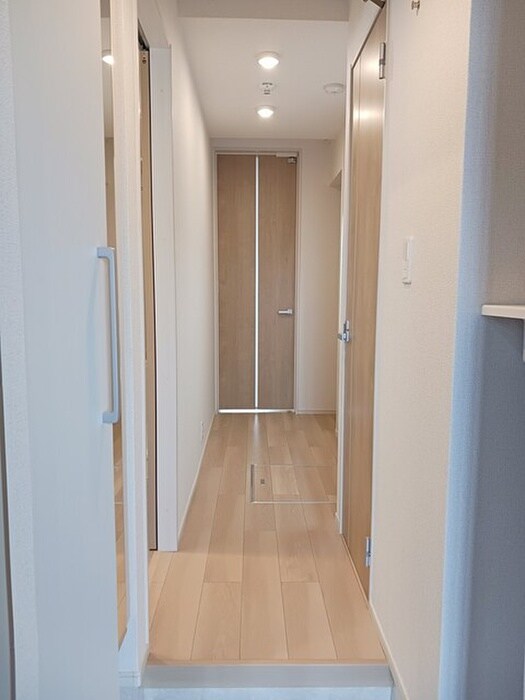 物件内観写真11　(廊下)