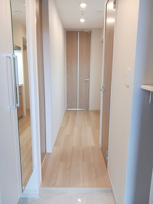 物件内観写真12　(廊下)