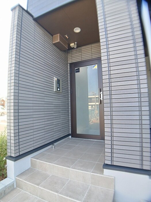 物件内観写真13　(玄関)