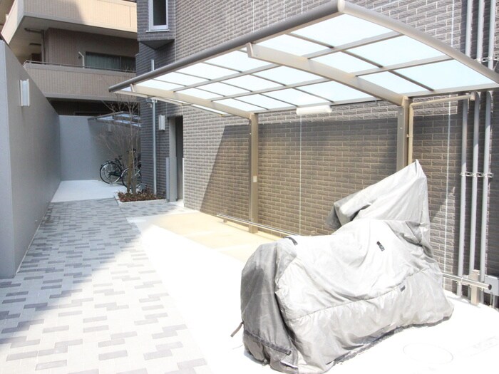物件外観写真6　(駐輪場)